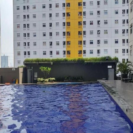 Apartment Green Pramuka Tower Chrysant Jakarta Extérieur photo